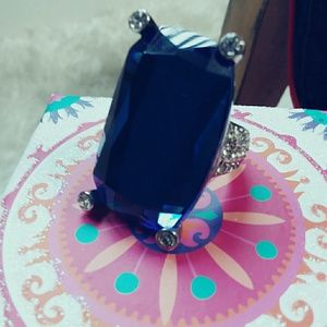 stunning Royal Blue Stone and silver costume ring